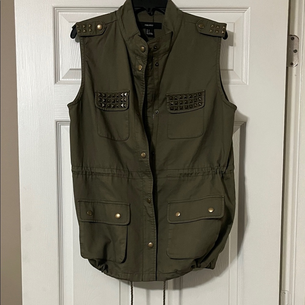 Forever 21 Olive Green Utility Vest